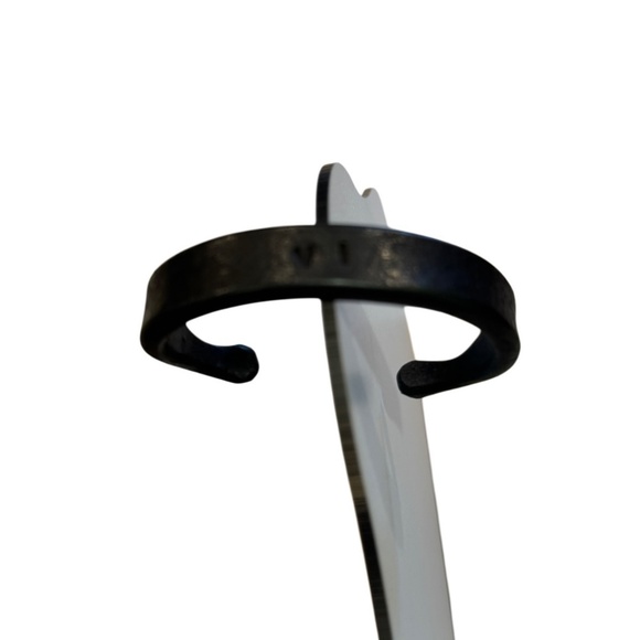 Hand Forged Iron Cuff Bracelet Womens Size 8 - Picture 4 of 8